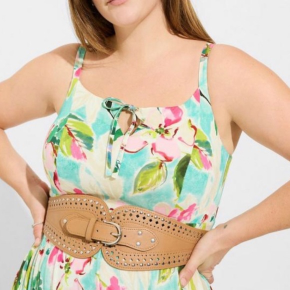 🆕 Studded Waist Belt Light Brown 4 4X 26 NWT Torrid New! - Picture 2 of 5